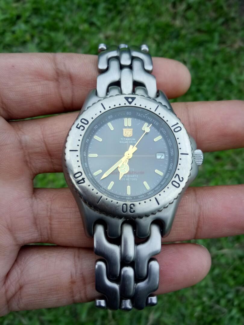 Elgin best sale watch titanium