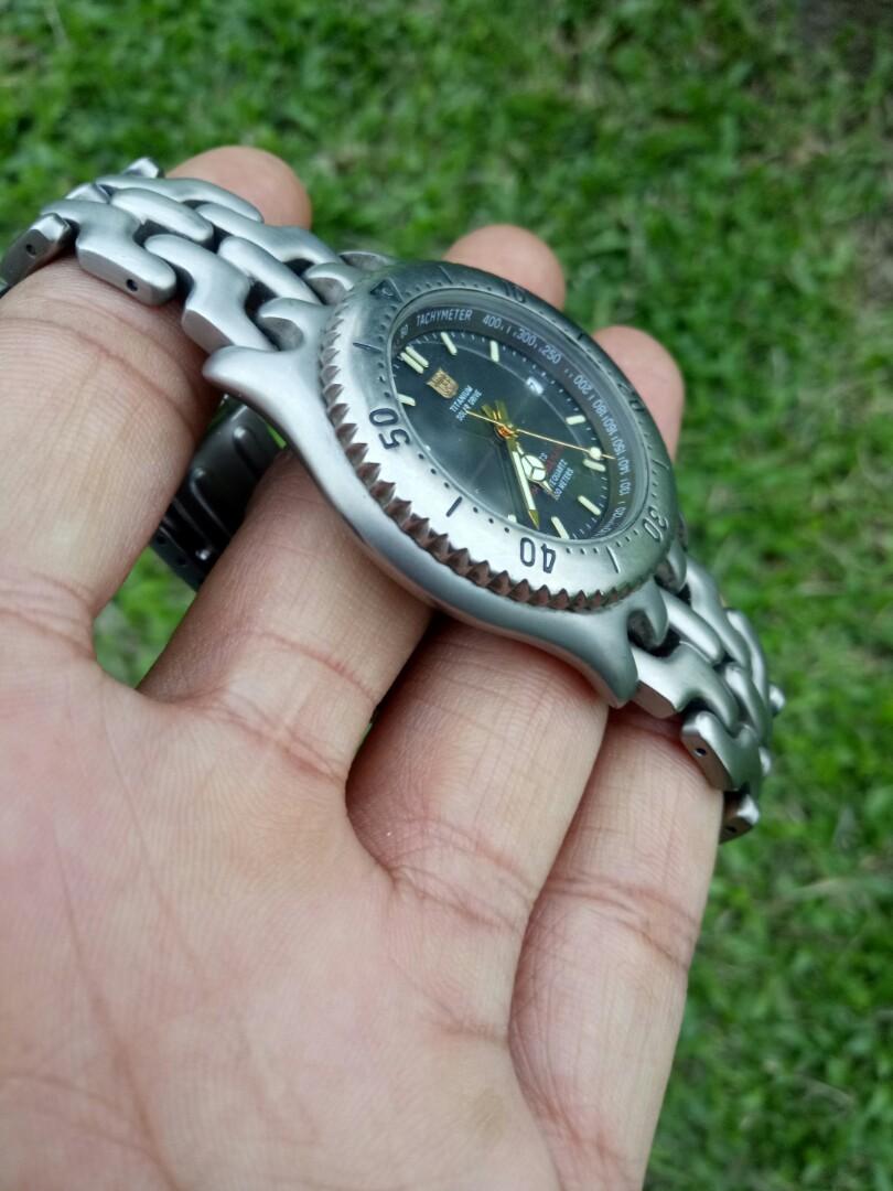 Elgin solar hotsell watch