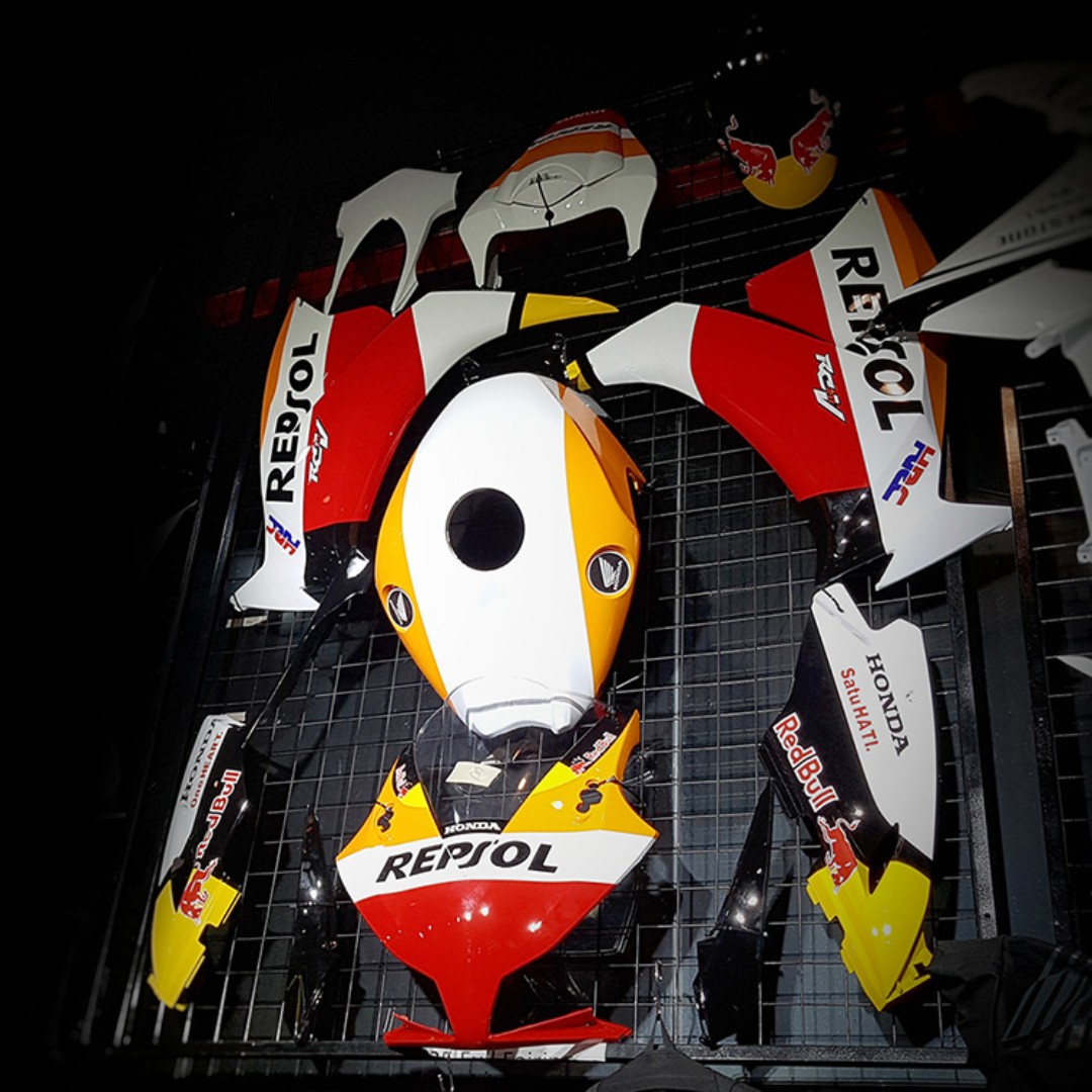 honda cbr1000rr fireblade full fairing/coverset, Motorbikes on 