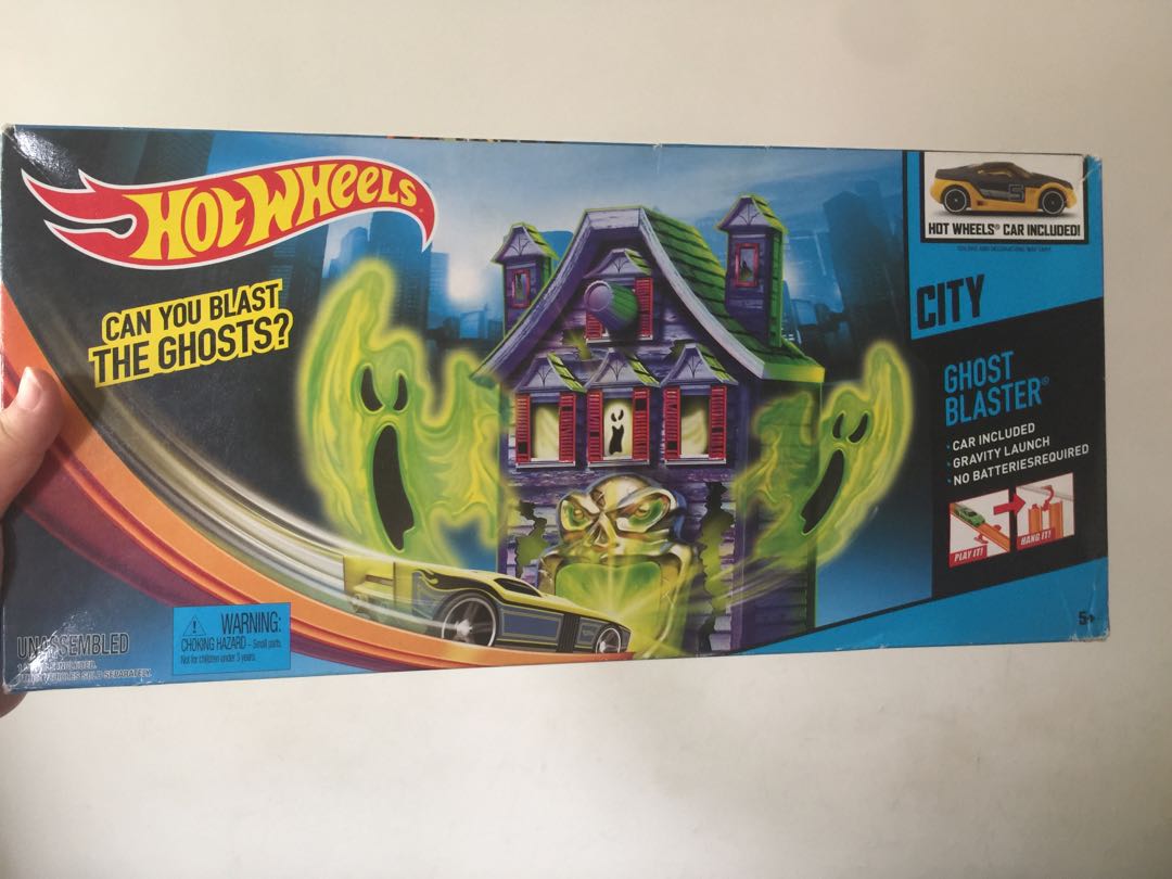 Hot wheels shop haunted house