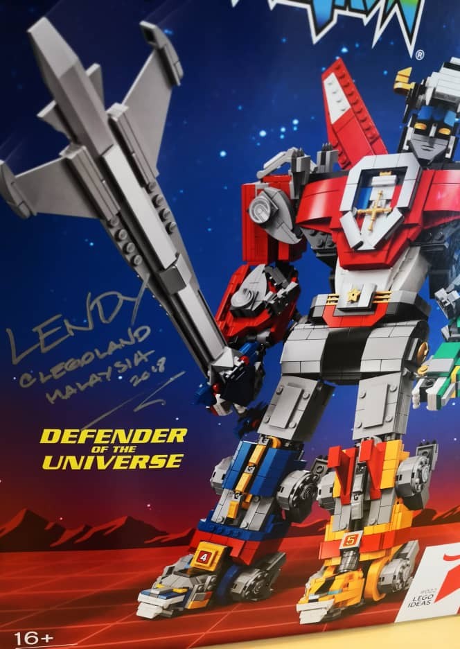 Lego Voltron with Lendy s Signature for Sale Hobbies Toys Toys