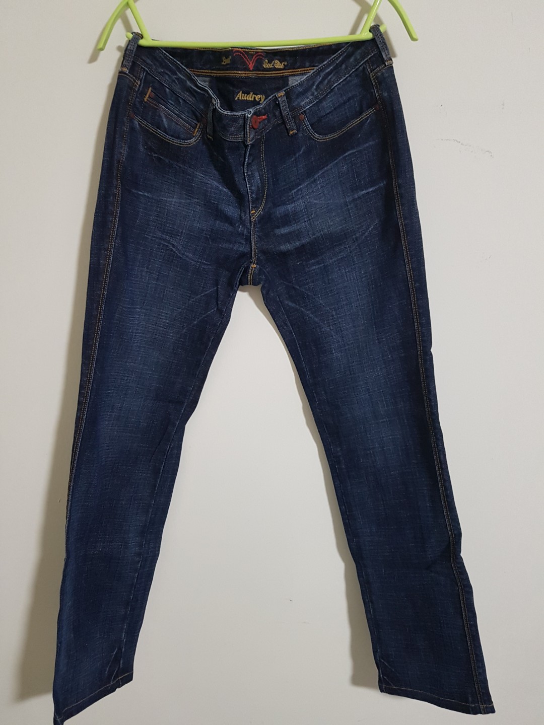 levi's red tab women's jeans