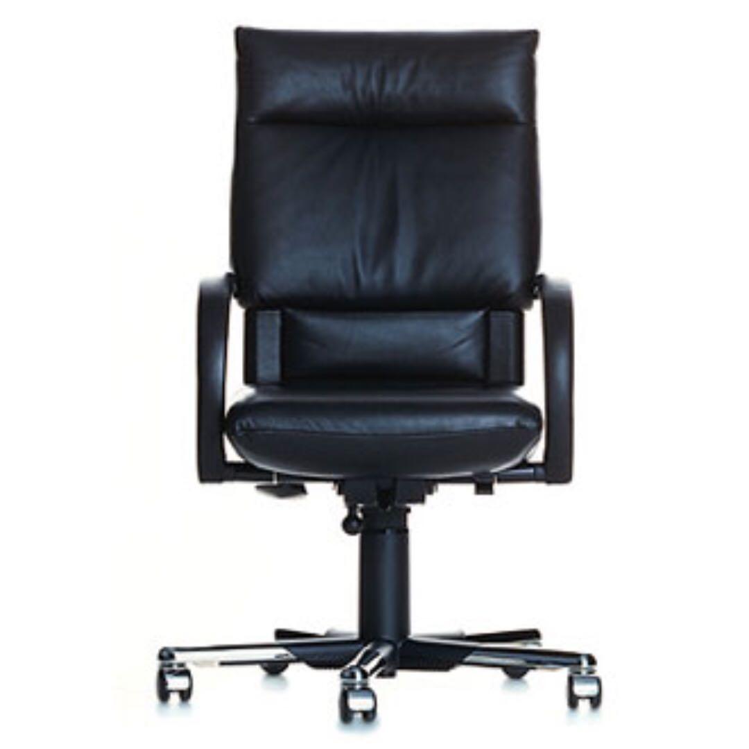 Italian Luxury Leather Office Chair Bellini Figura Ll Furniture Tables Chairs On Carousell