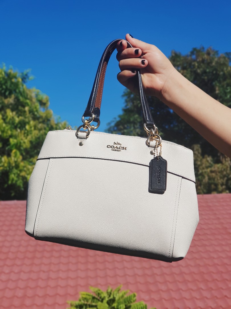 New Authentic White Coach Bag (with price tag), Luxury, Bags & Wallets on  Carousell
