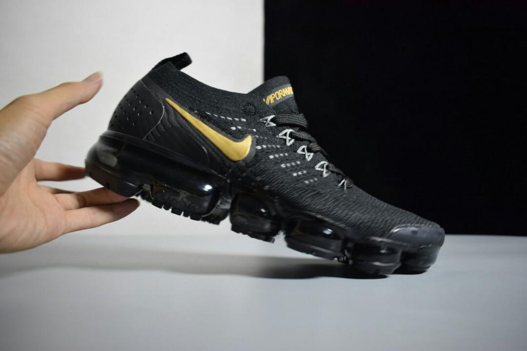 Nike vapormax 2025 2.0 black gold