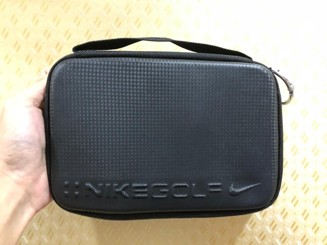 Nike golf pouch 2025