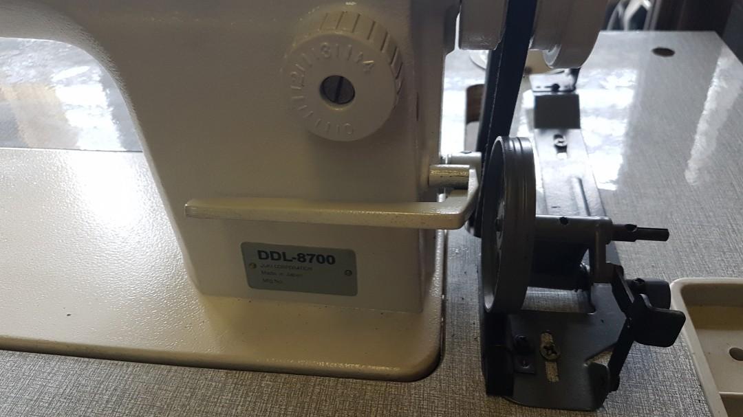 ORIGINAL JUKI HISPEED 8700 SELF OILING SEWING MACHINE, COMPLETE SET