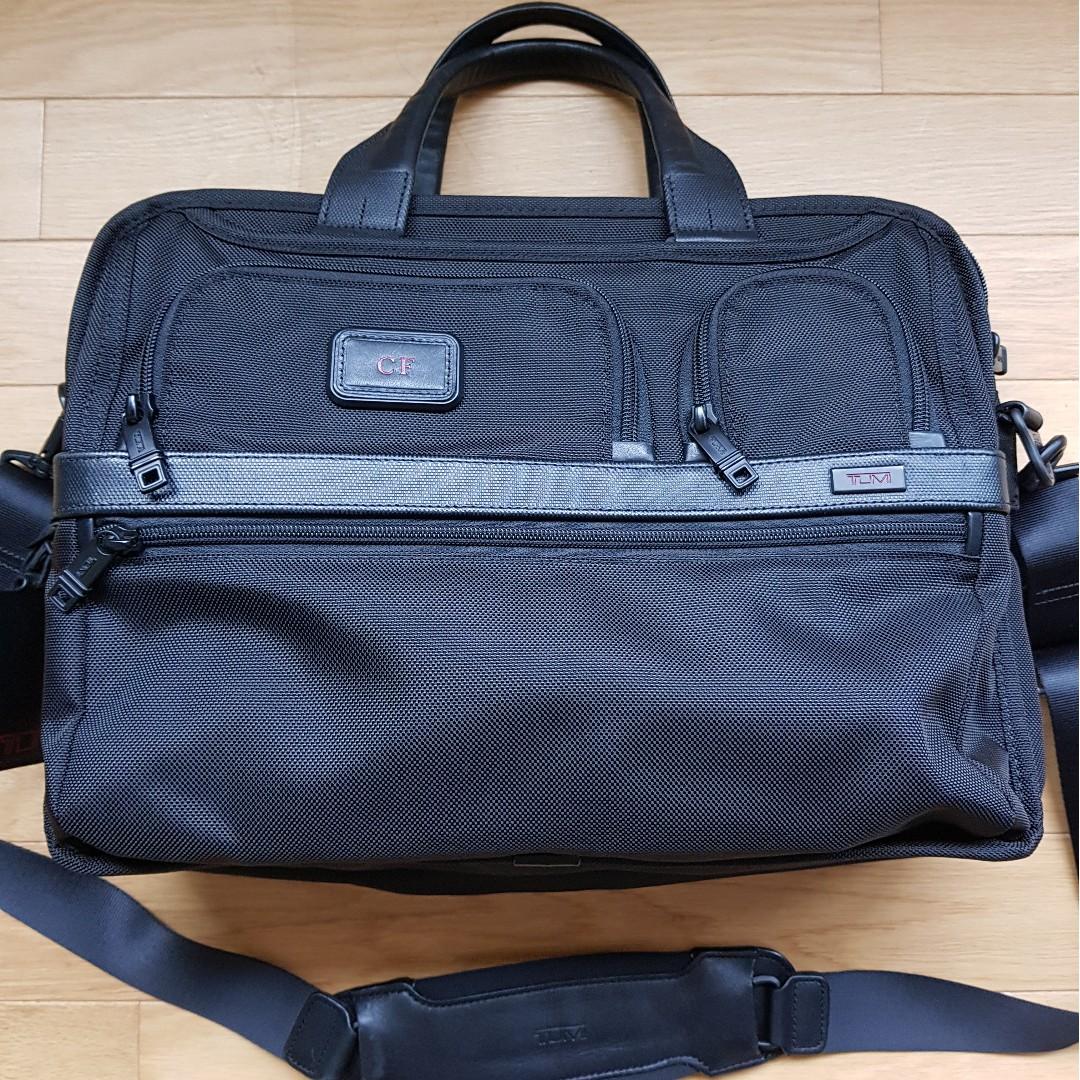 Tumi expandable deals organizer computer brief