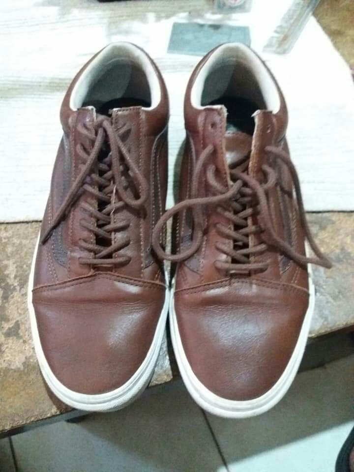 vans old skool leather shoes