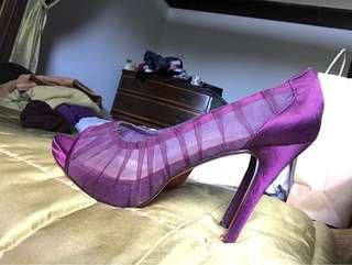 Christian Louboutin purple pumps (39 8)