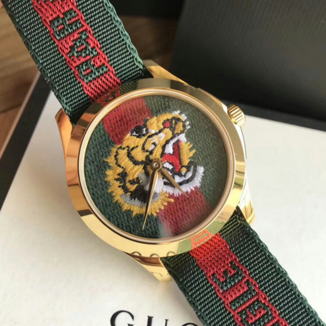 Nord Vest Atomisk kulhydrat 100% ORIGINAL Gucci Le Marché des Merveilles Tiger Watch (pre-order,  deposit accepted), Luxury, Watches on Carousell