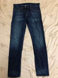 Levi’s 511 深藍牛仔褲