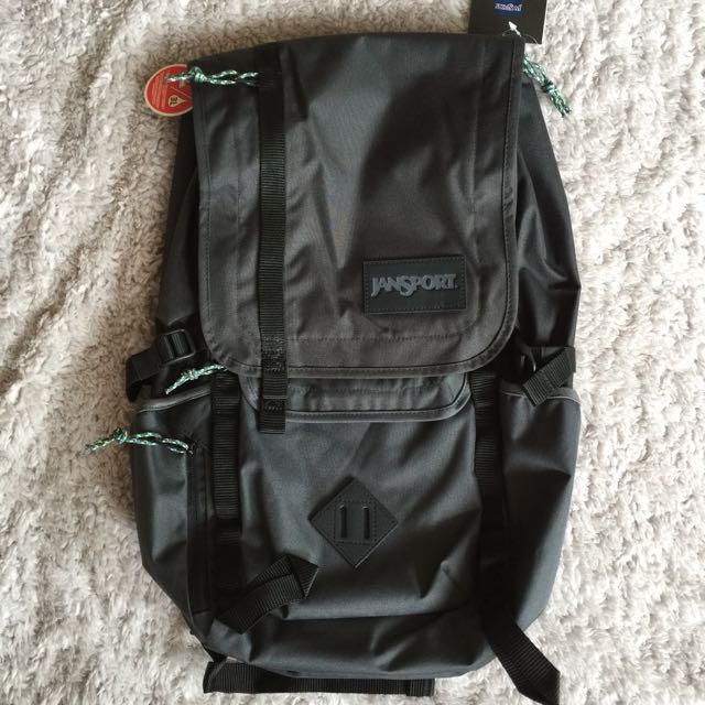 Jansport hatchet deals grey tar