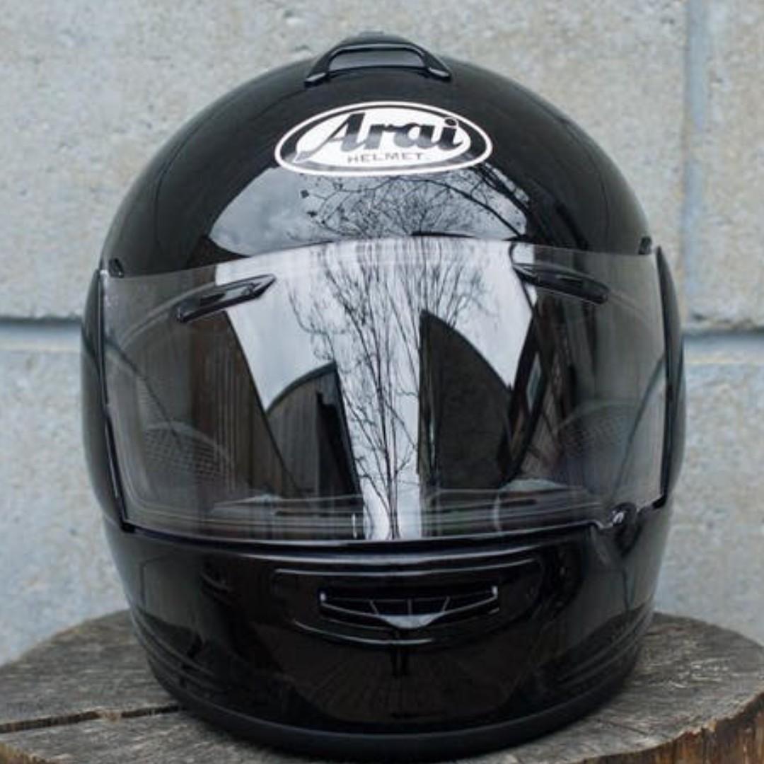 ARAI VECTOR 2 SIZE MEDIUM 57-58 cm ONLY Motorcycle Motorbike Full Face HELMET Gloss Black (Category: Motorcycle Apparel) located in Singapore. Submitted by sg_discount_racegear (Listing ID 198661148, Image 3). Description: PRICE IS FIXED. NO NEGOTIATIONS Brand new Bought from USA M : 57-58 cm Crafted for the rider who wants the best quality and standard possible in a helmet. There are many reasons to choose Arai, safety, comfort, style. We consid