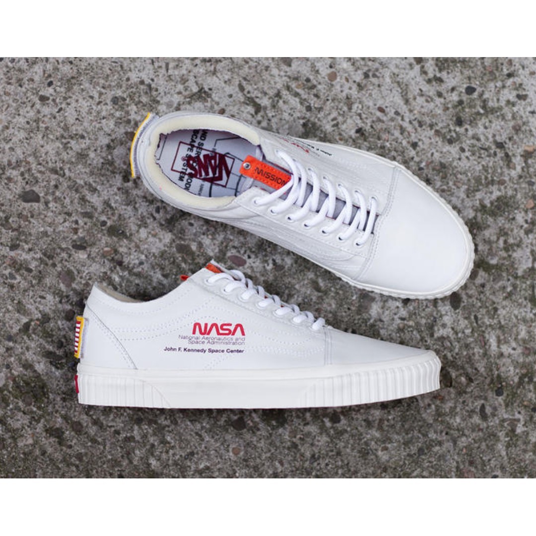 vans nasa white