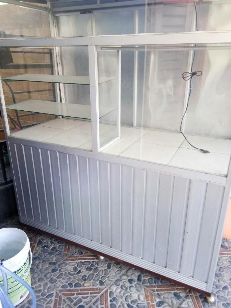 Di Jual Etalase Serba Guna Stainles Ada Keramik Nya Serba Serbi Barang Religius Di Carousell