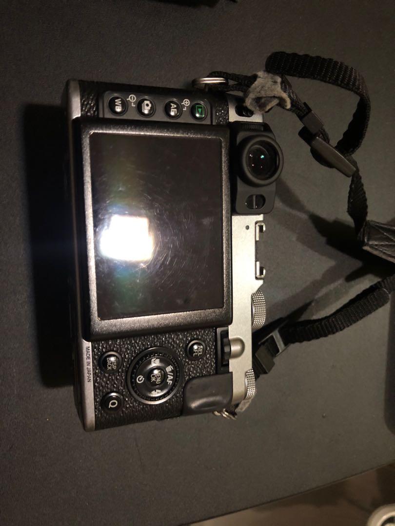 Fuji X20 (Category: Lens & Kits) located in Makati City. Submitted by milesque (Listing ID 198626116, Image 3). Description: Used fujifilm x20 Comes with original battery and charger Very good condition.