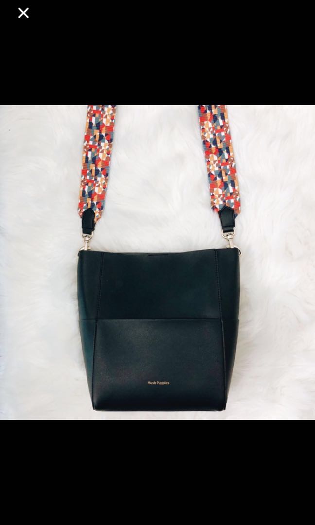 Hush Puppies Bucket Sling Bag