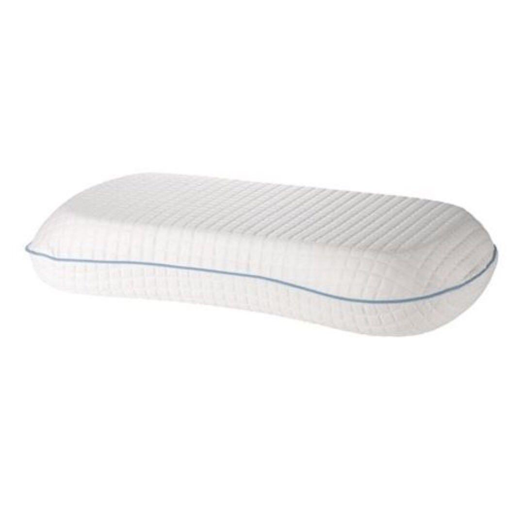 Kråkklöver pillow 2025