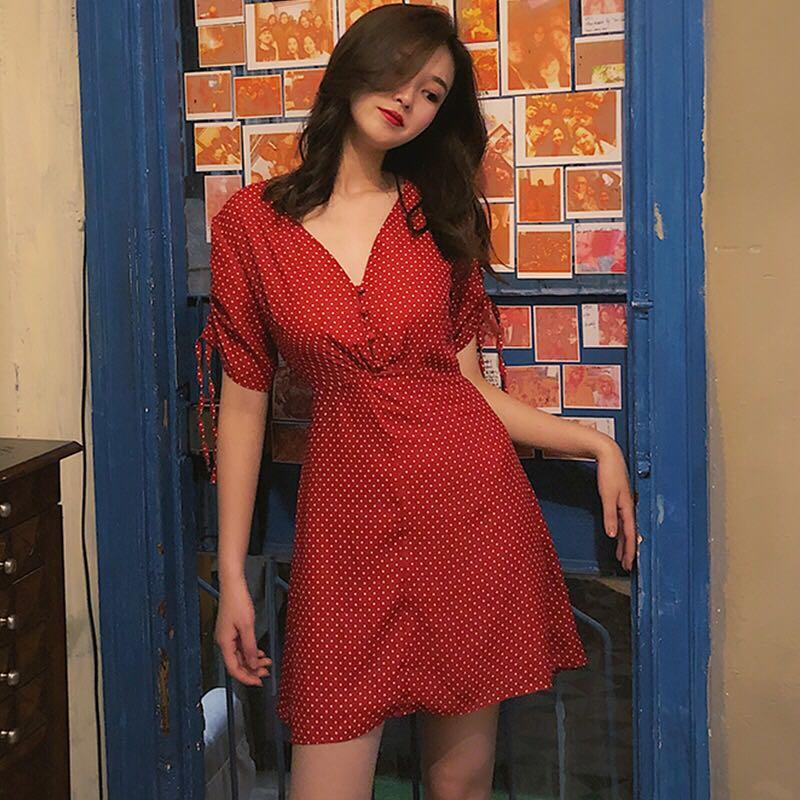 vintage v neck dress