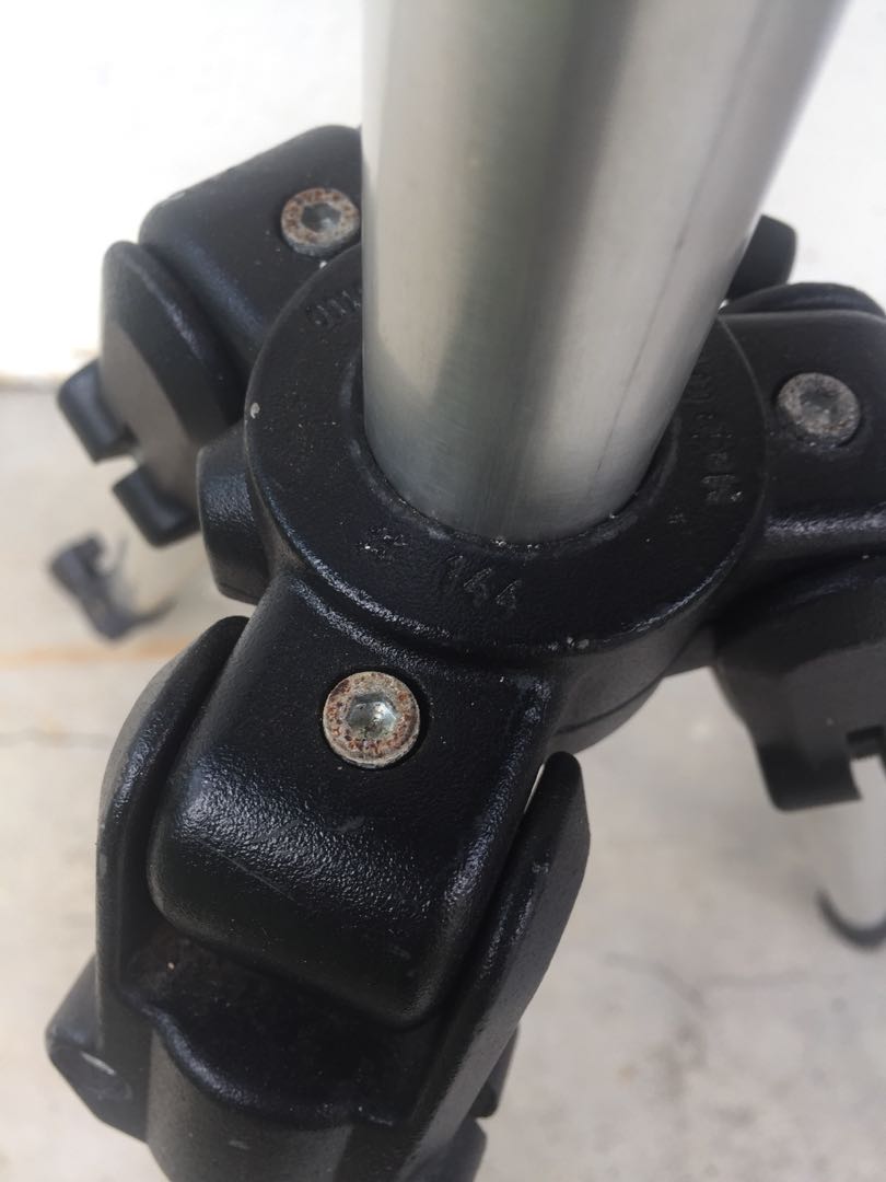 Manfrotto 144 Professional Camera Tripod Made in Italy, Photography