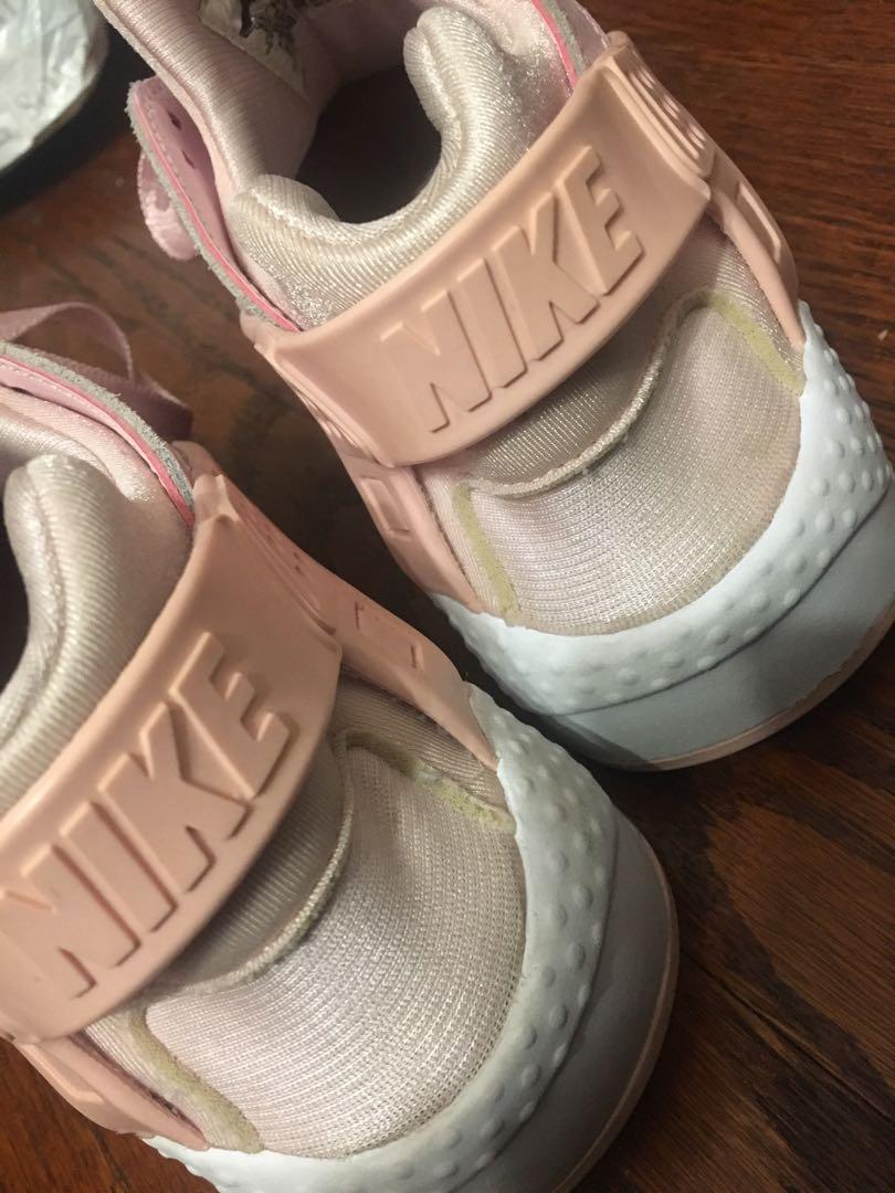 Huaraches size 6.5 clearance