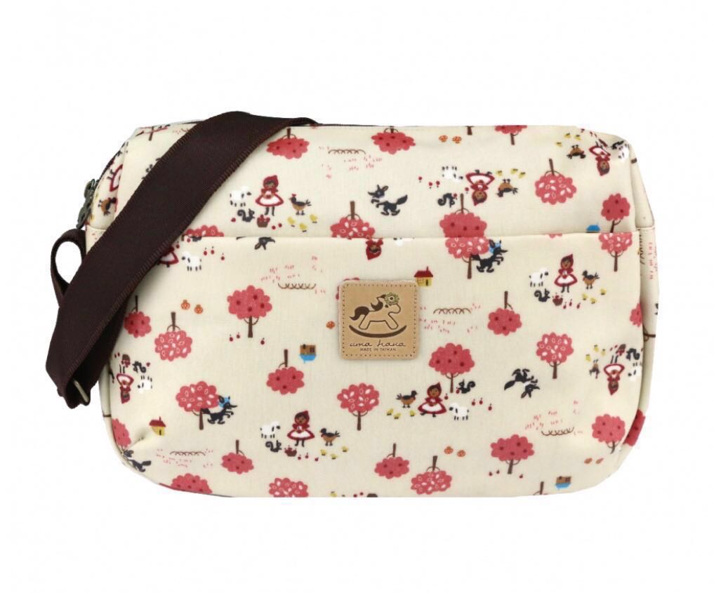 Uma hana sling bag top