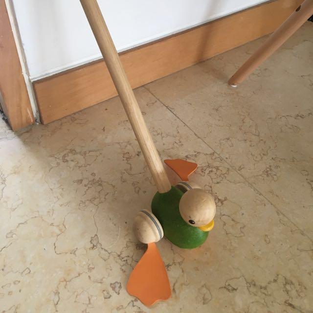 plan toys push along duck