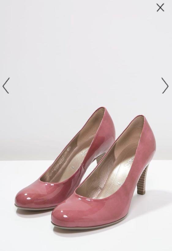 Preloved Sepatu Heels Pumps GABOR 