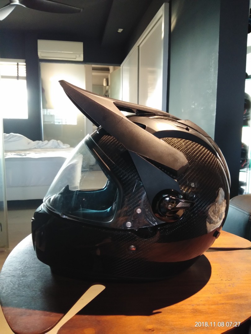 Shark explore outlet r carbon