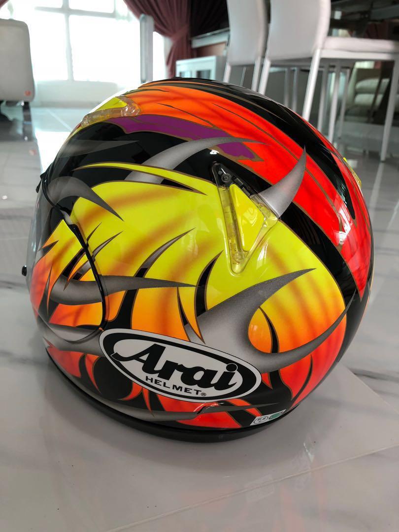 Super Rare Design - Arai Full Face Helmet! (Category: Motorcycle Apparel) located in Singapore. Submitted by r024748d (Listing ID 198664922, Image 3). Description: Limited Edition Design. Super Rare! M-Size Bought it more than 10yrs ago, Only wear a few times. Exterior: 10/10 (As Good as Brand New).