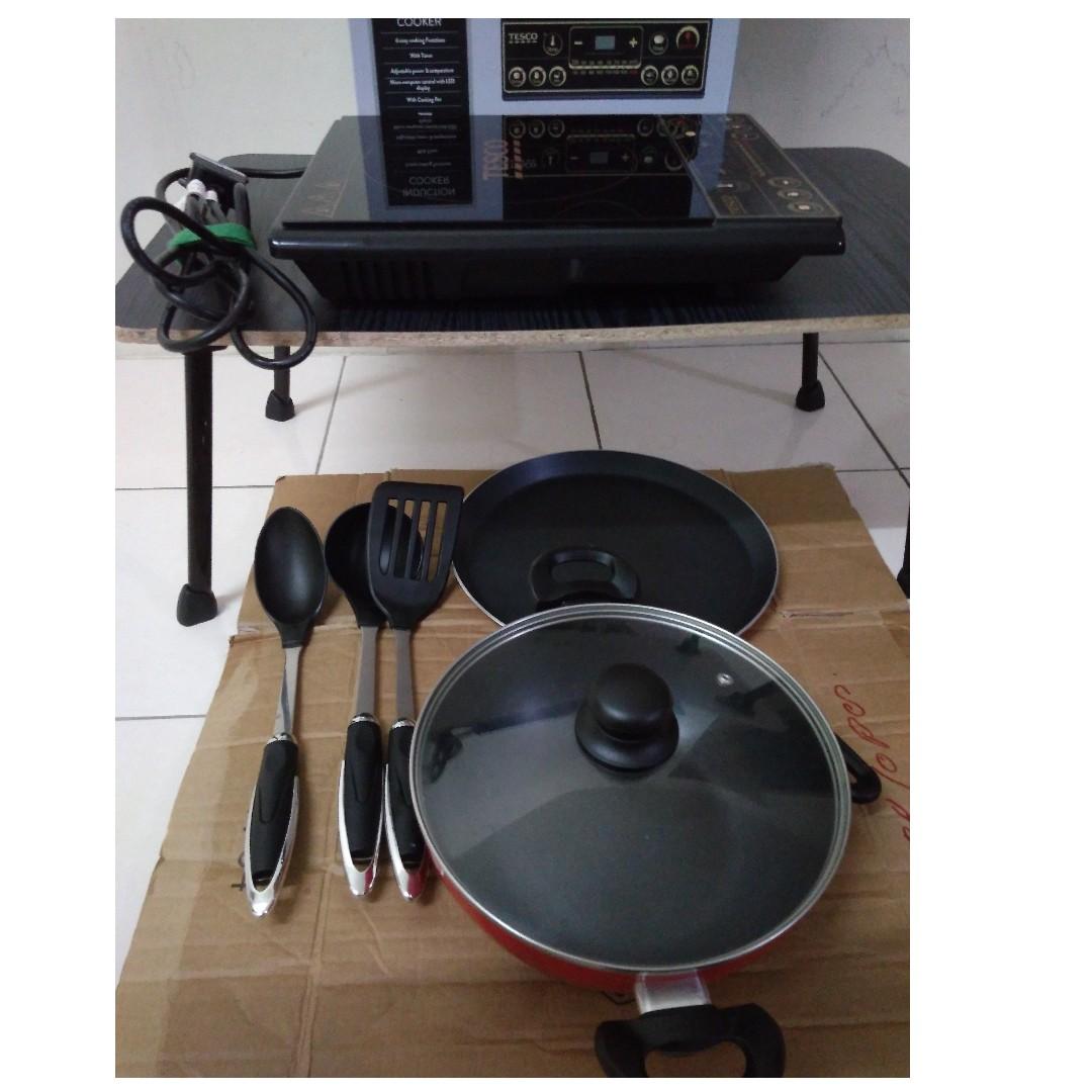 Tesco Induction cooker 100 berfungsi baik, TV & Home Appliances