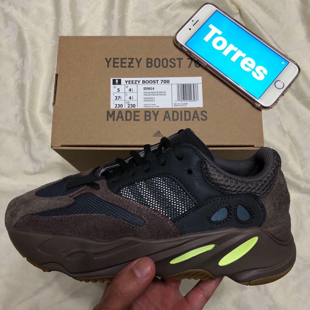yeezys 37