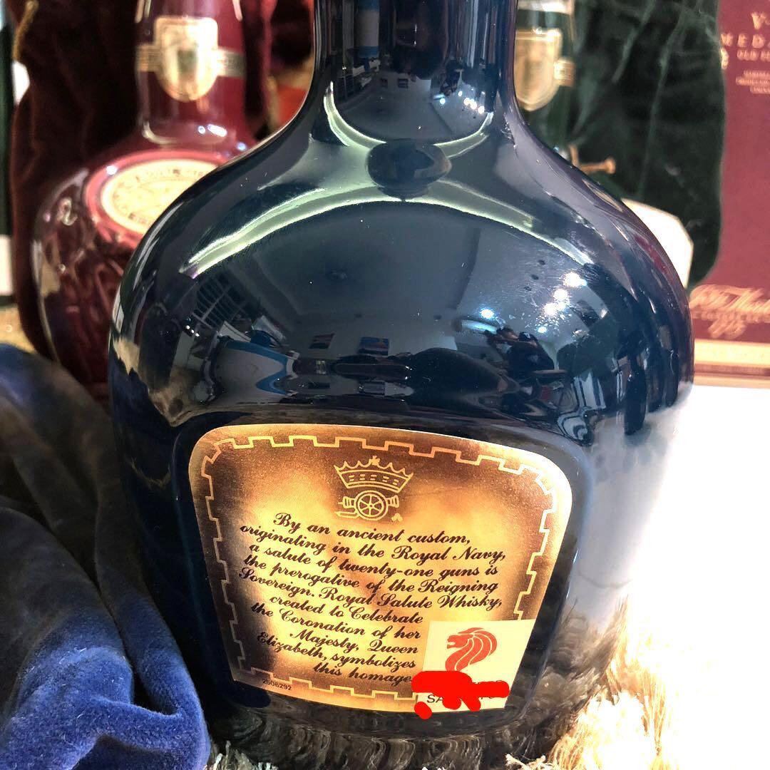 [1000ml] Chivas 21 Broken cork scotch whisky quite a pity, Food