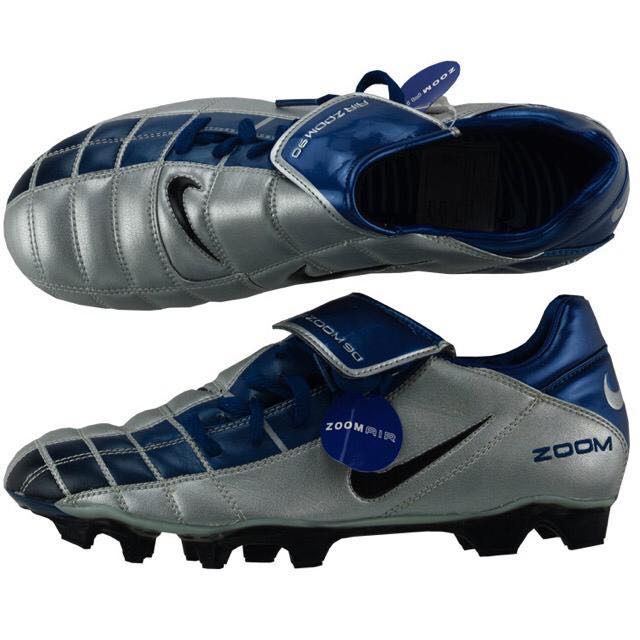 2002 Nike Air Zoom 90 II Football Boots 