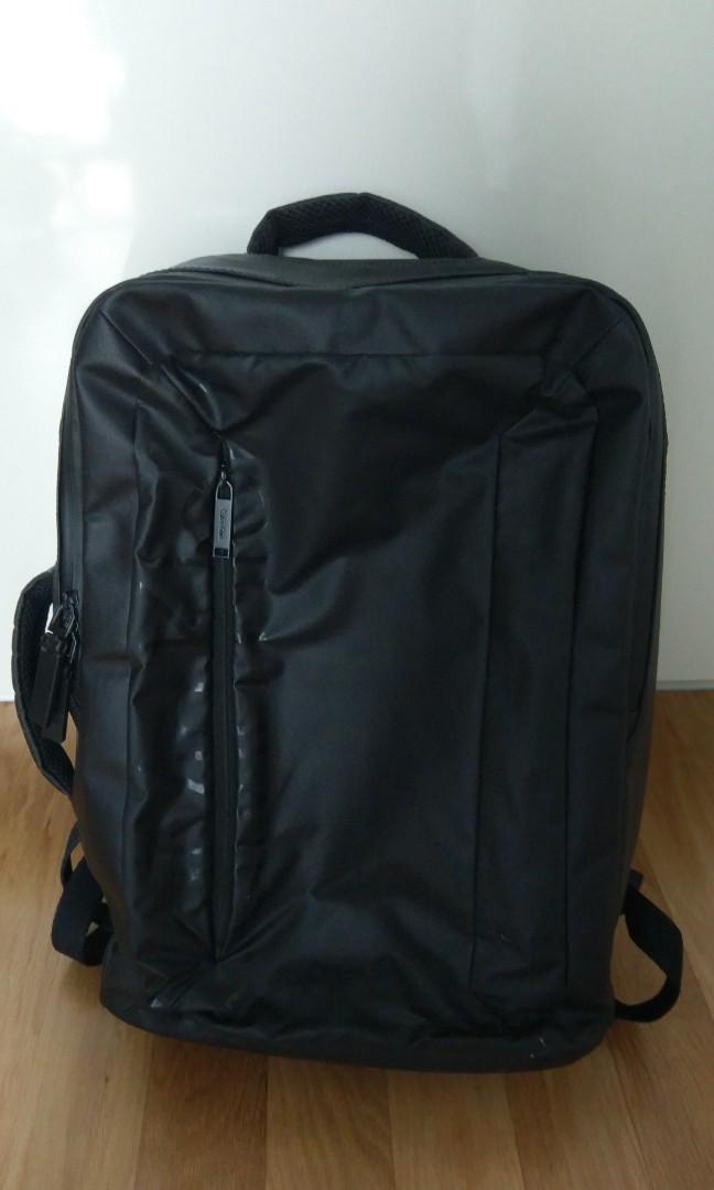 Calvin Klein laptop Backpack/Breifcase, Computers & Tech, Parts