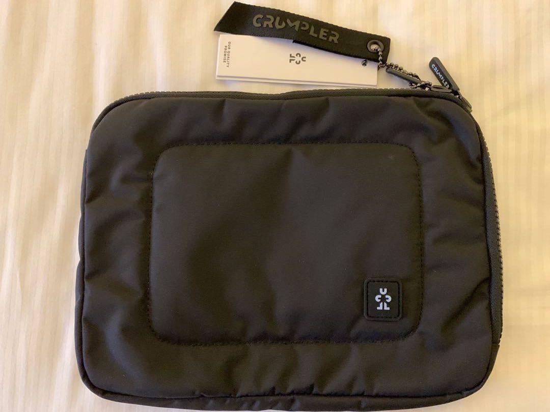 crumpler sleeve