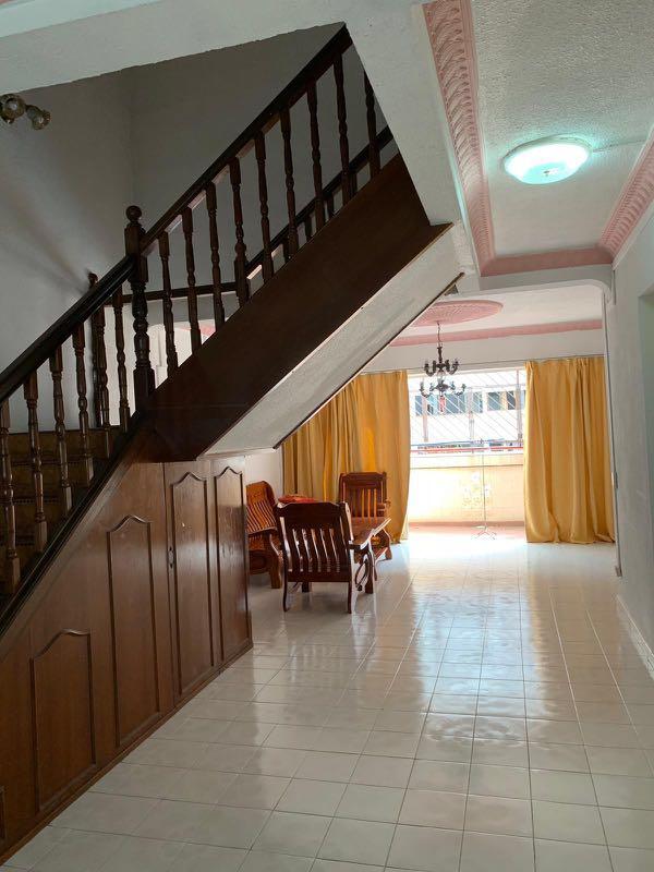 Em For Sales At Blk 221 Bukit Batok Property For Sale Hdb On Carousell