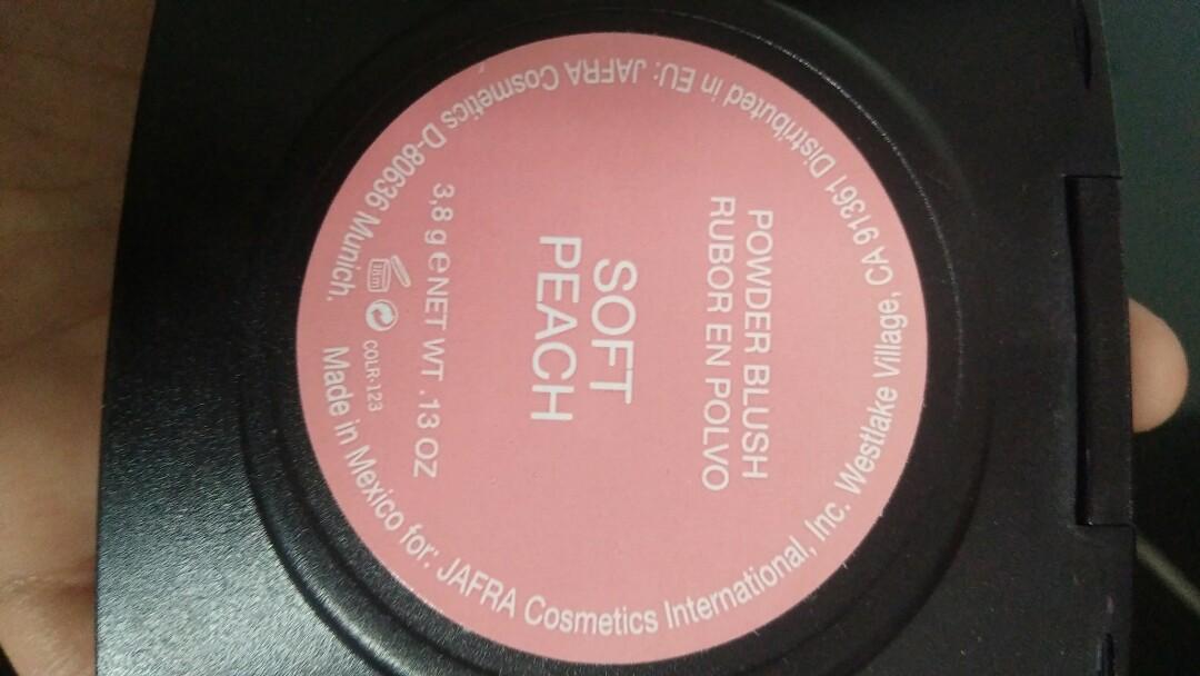 Jafra powder blush 100 baru, Kesehatan & Kecantikan, Rias Wajah di
