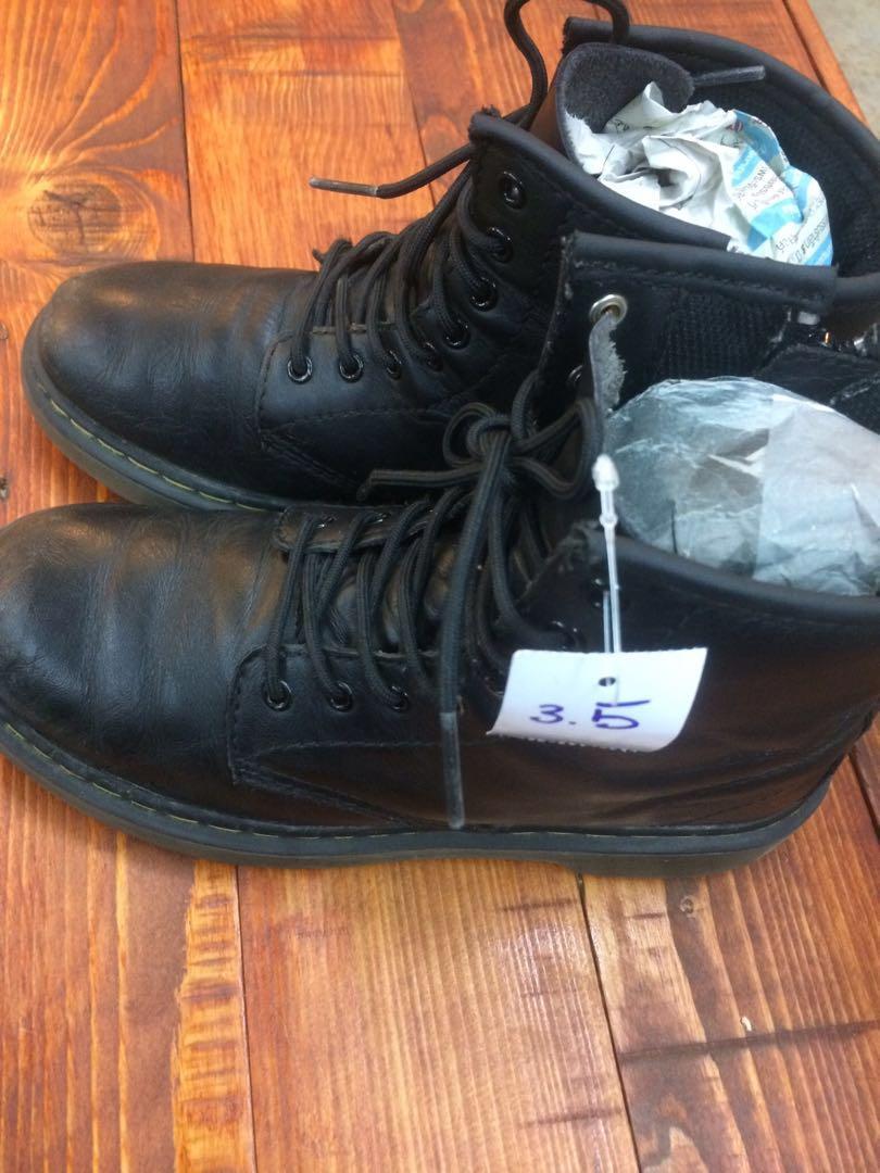 Doc martens 2025 size 3.5