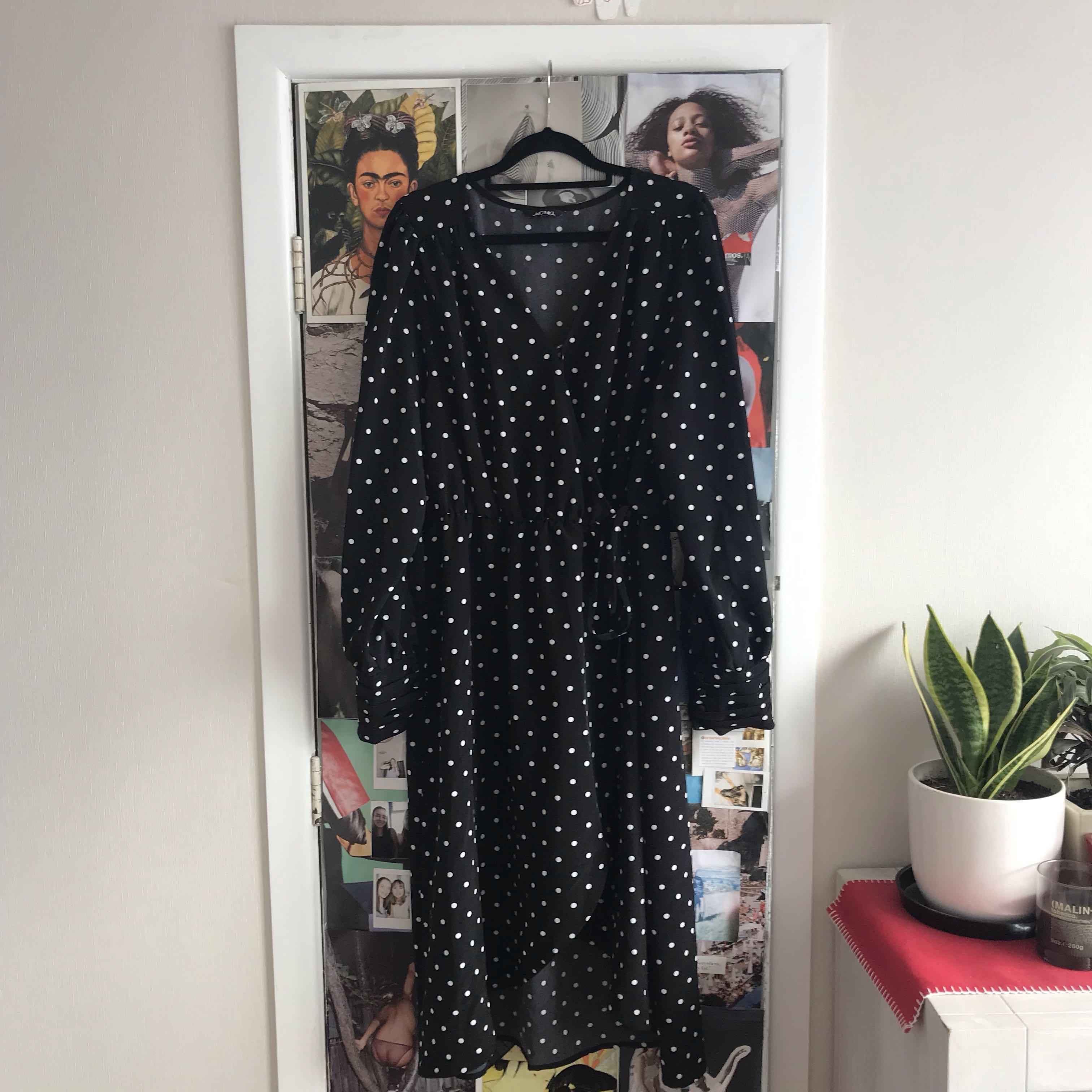 Monki polka dot shop