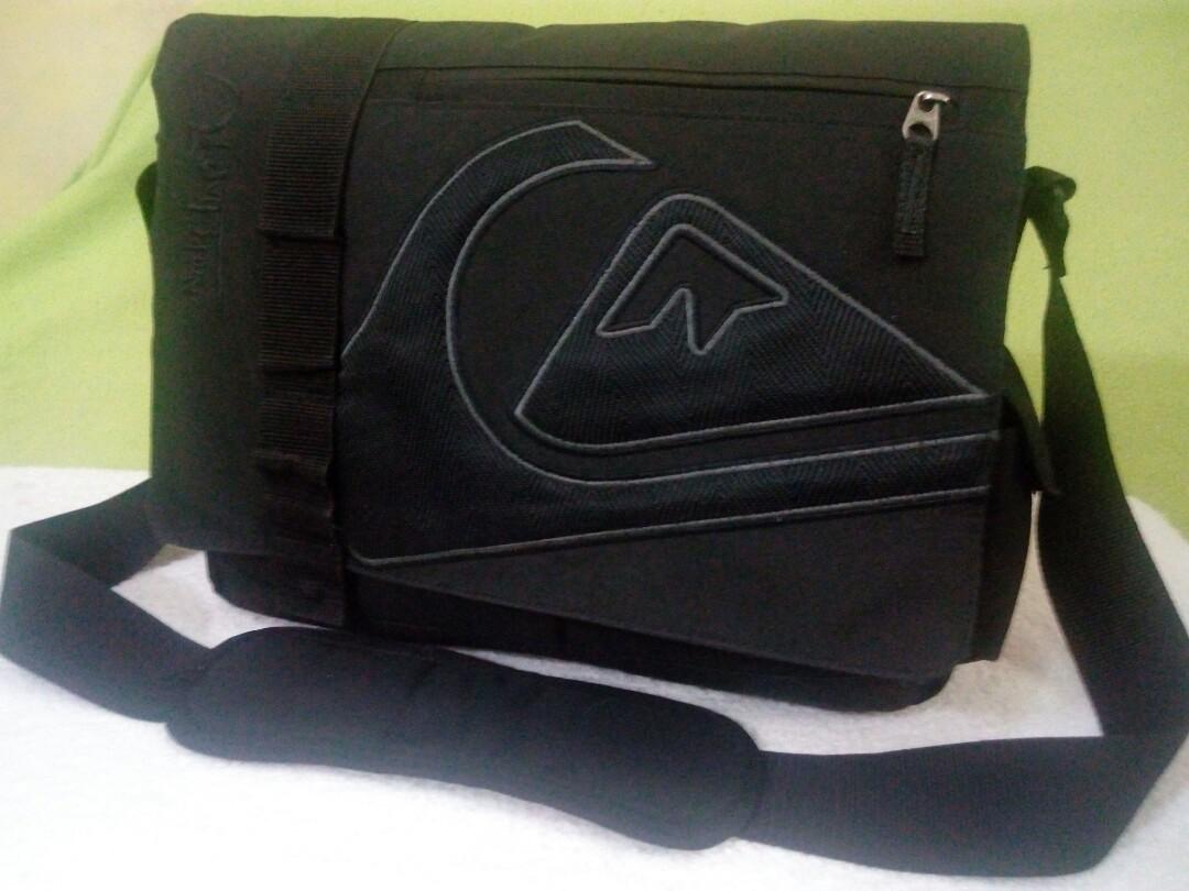quiksilver messenger bag