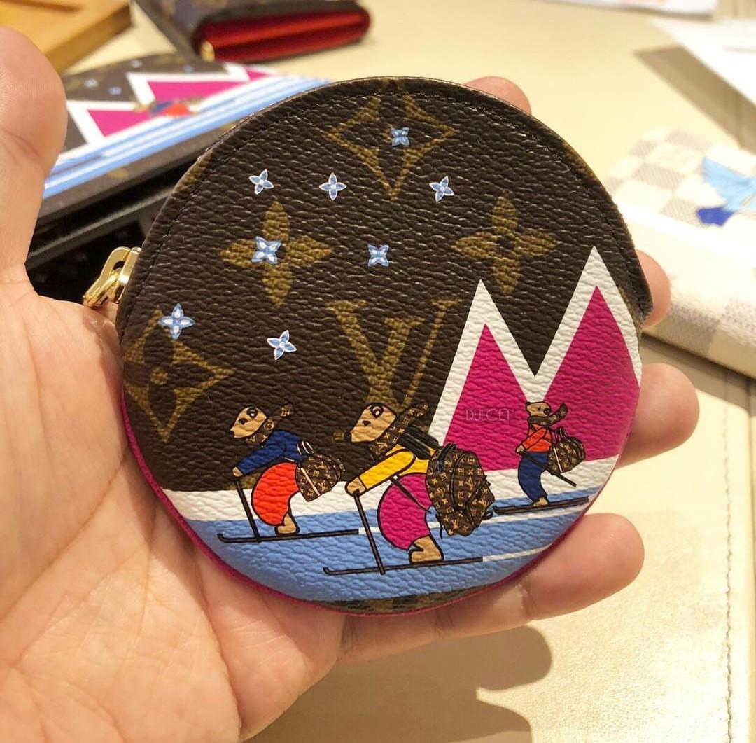 Super Rare! Authentic Louis Vuitton (Lv) Round Coin Pouch Christmas Edition  2018, Luxury, Bags & Wallets On Carousell