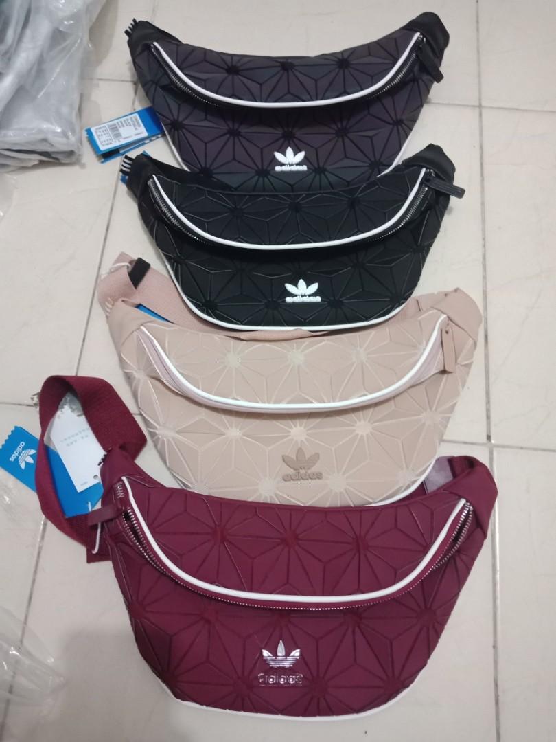Tas Waistbag Tas Selempang Adidas 3d Import Free Ongkir Pria Wanita Distro Aksesoris Mobil Di Carousell