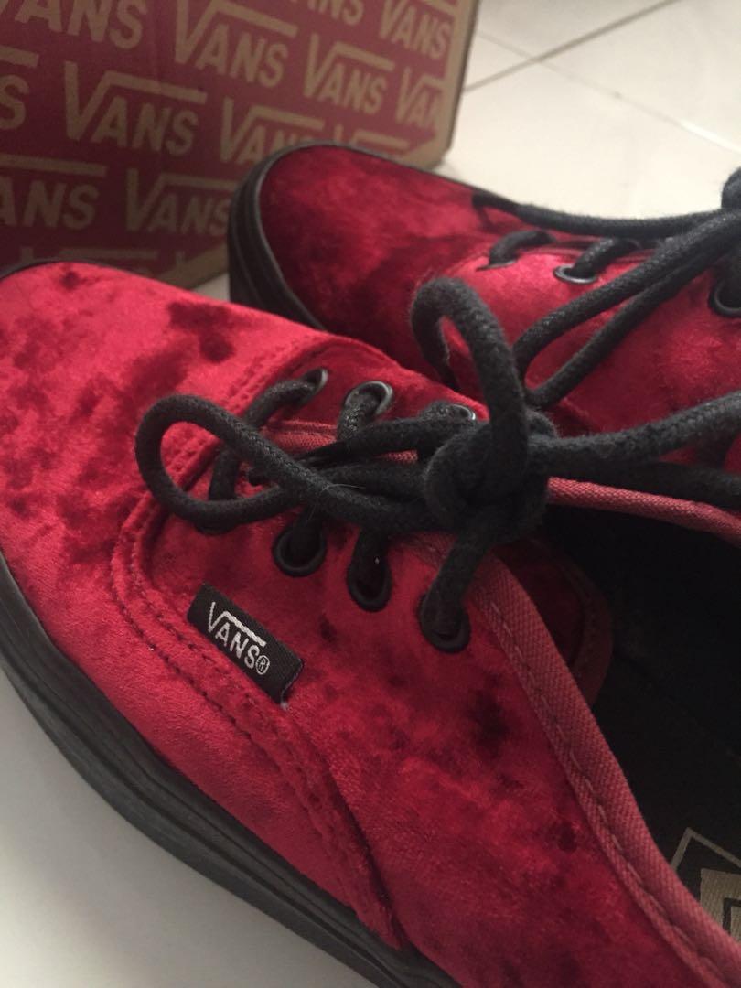 Vans red sales velvet platform