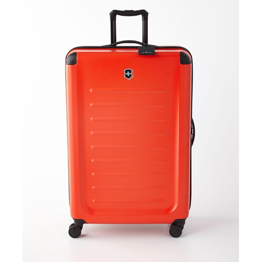 victorinox spectra 32 spinner