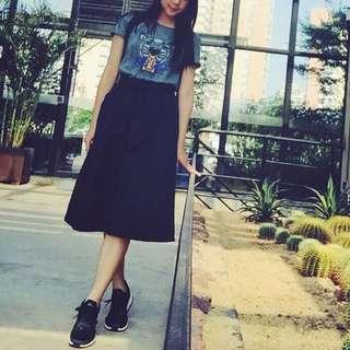 Zara 率性中長裙