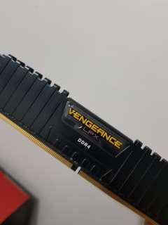 Corsair Vengeance LPX 8gb 2400MHz