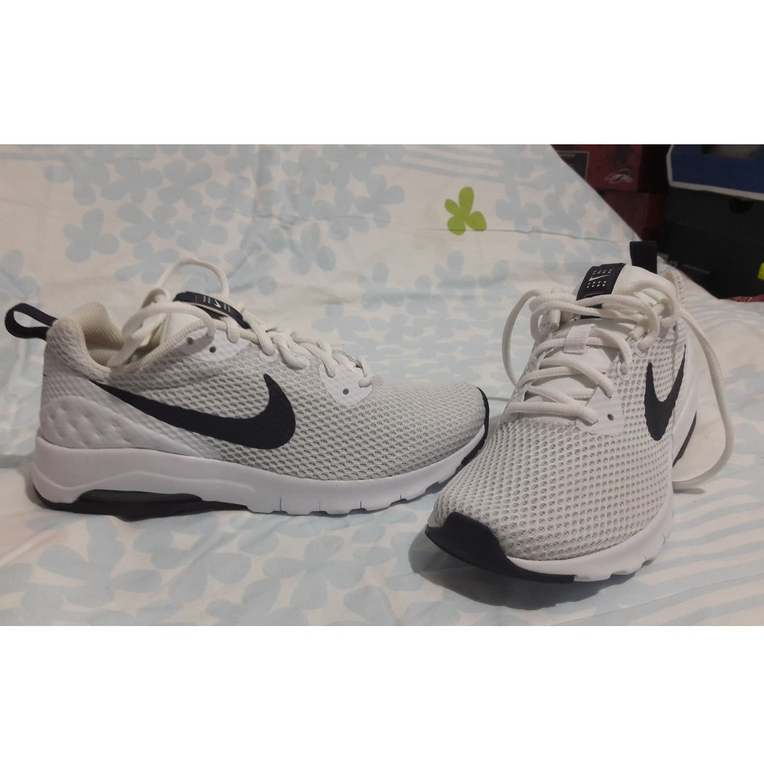 wmns nike air max motion lw