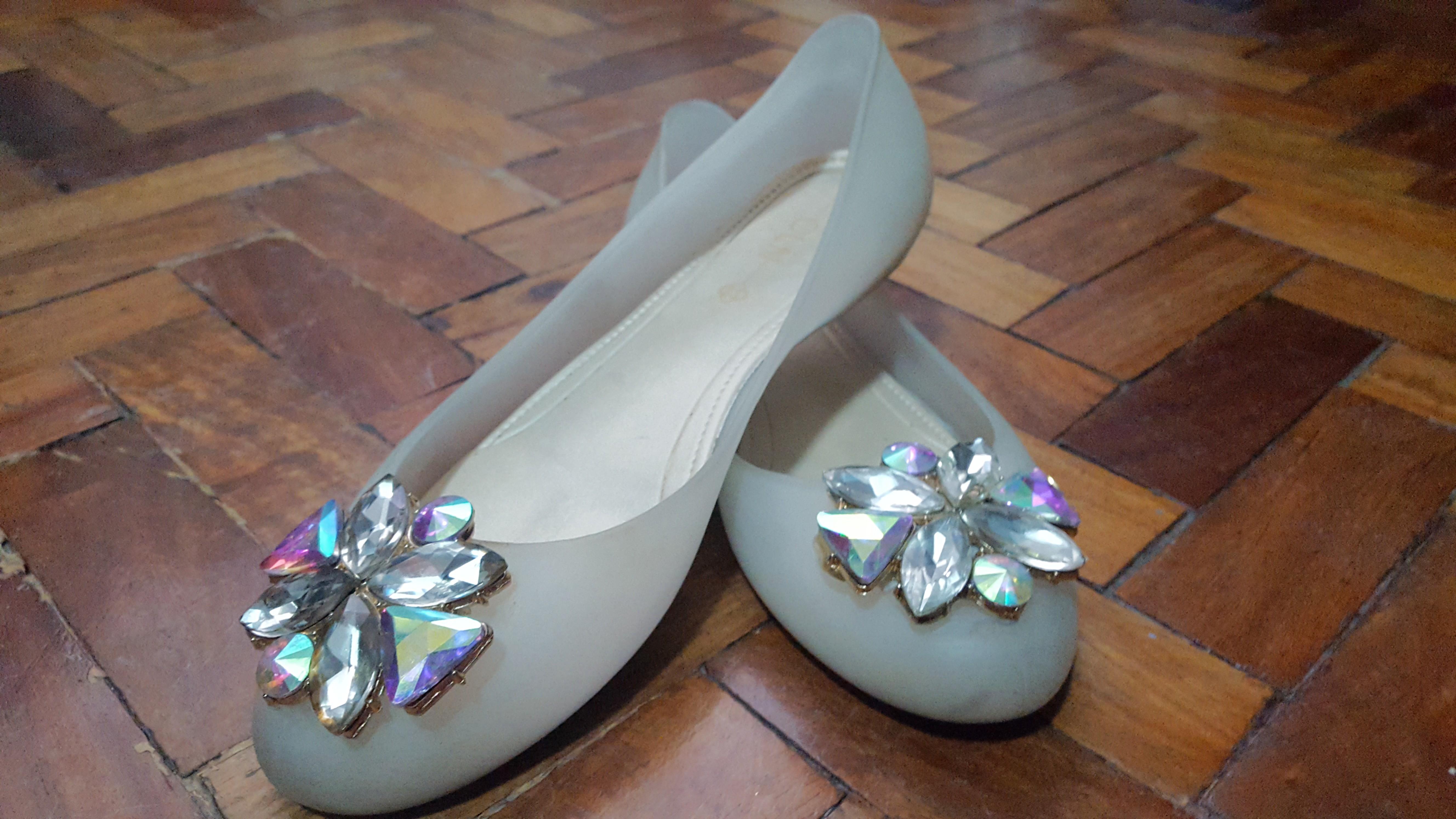 cln jelly shoes